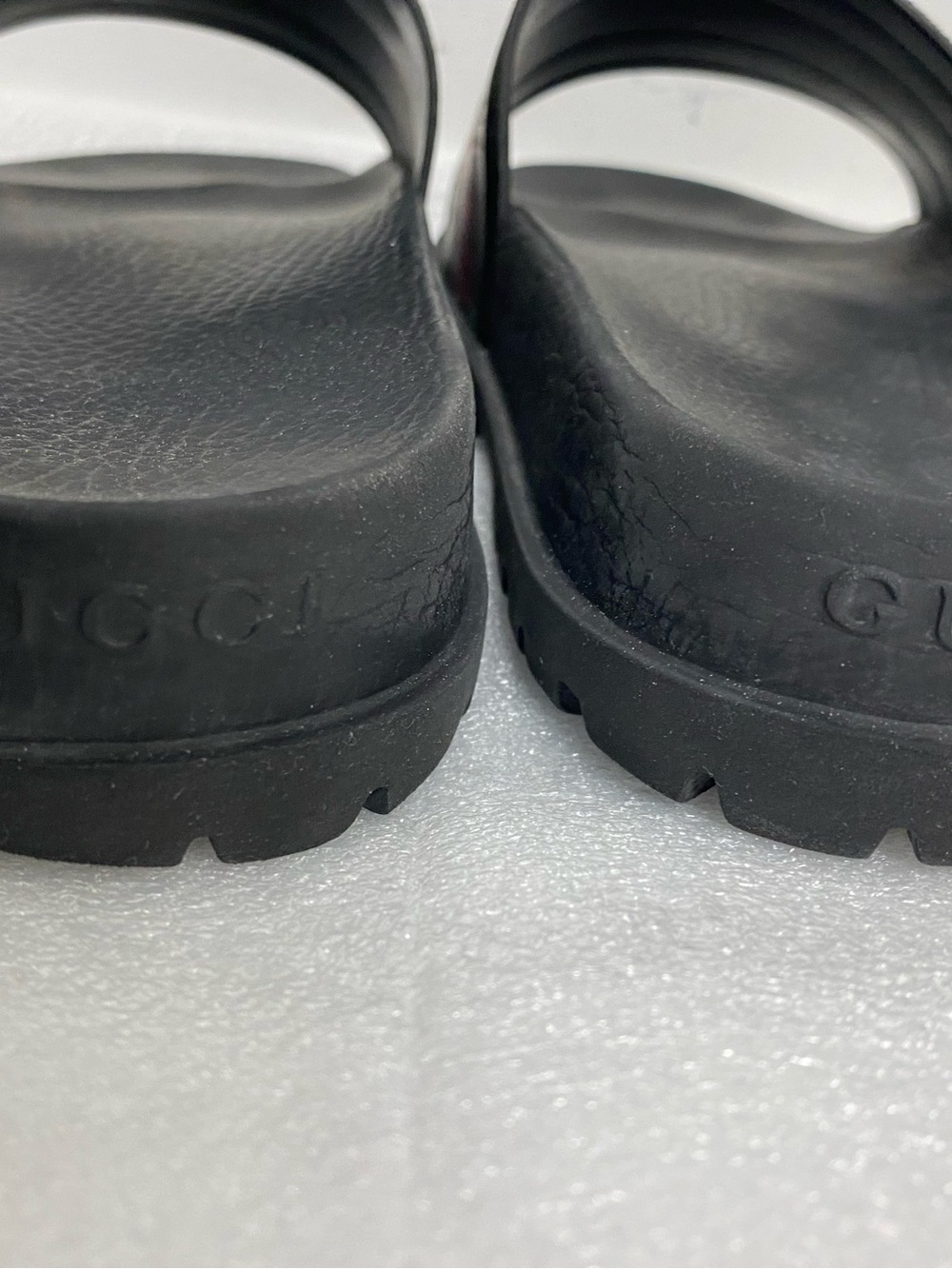 Gucci Web Slide Sandal . Made in Italy Size 11 . Serial number 429468 - Picture 3 of 8